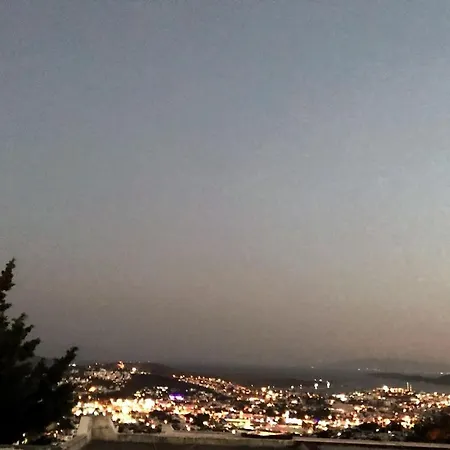 Vila Bodrum Center With Sea View 3+1 & 2 Bathroom